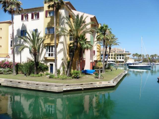 Apartamento Con Piscina ,Playa Con Vistas Panoramicas En La Marina De Sotogrande San Roque  Exteriér fotografie